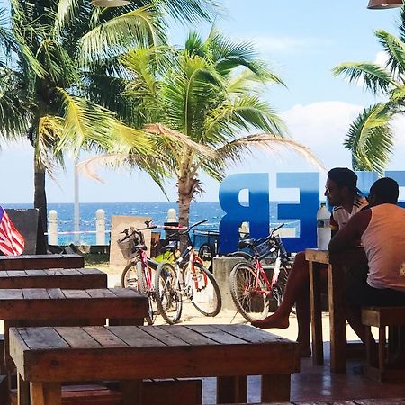 Hotel Go Deeper Tioman Exterior foto